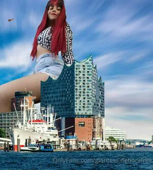 Giantess Deborafree OnlyFans Leaked Free Thumbnail Picture - #5AKwS0ehBk
