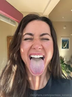 Giantess Kendrik OnlyFans Leaked Free Thumbnail Picture - #9W336yfWM8
