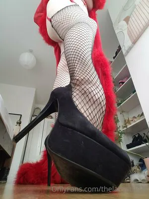 Giantessgingerofficial OnlyFans Leaked Free Thumbnail Picture - #3cYXp8J5QD