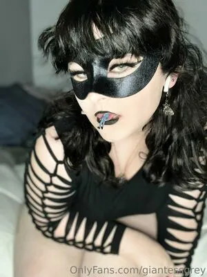 Giantessgrey OnlyFans Leaked Free Thumbnail Picture - #4tp52mFyMh
