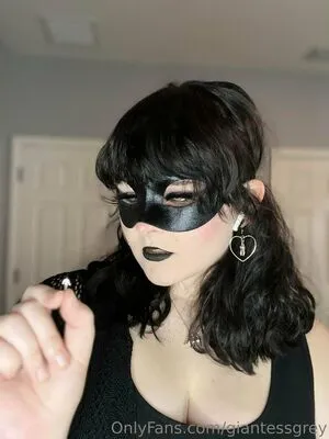 Giantessgrey OnlyFans Leaked Free Thumbnail Picture - #c2P2AnfopW