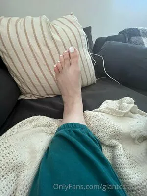 Giantesstessa OnlyFans Leaked Free Thumbnail Picture - #ictLqaJbrV
