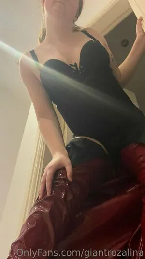 Giantrozalina OnlyFans Leaked Free Thumbnail Picture - #01j4LKMigv