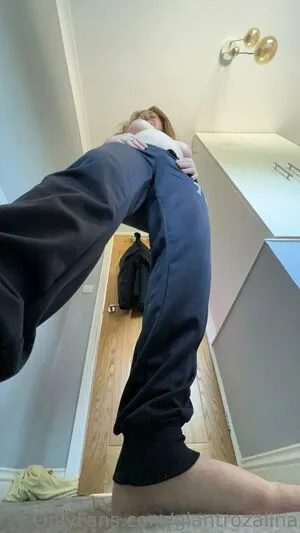 Giantrozalina OnlyFans Leaked Free Thumbnail Picture - #KlscDiy3pD