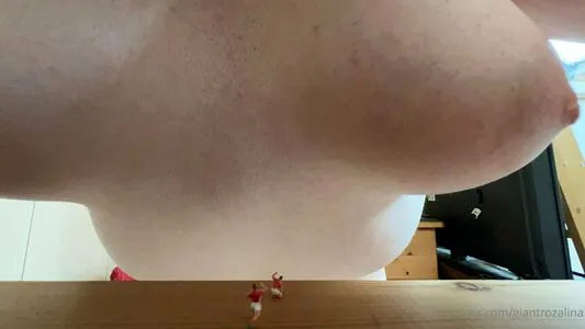 Giantrozalina OnlyFans Leaked Free Thumbnail Picture - #PmDT4kBTqR
