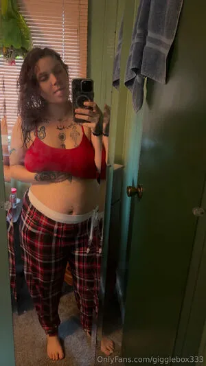 Gigglebox333 OnlyFans Leaked Free Thumbnail Picture - #E0J1jXKbGo
