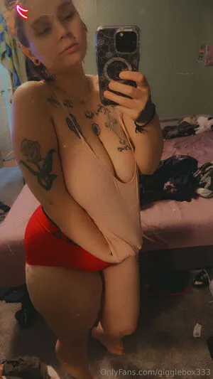 Gigglebox333 OnlyFans Leaked Free Thumbnail Picture - #sTZG5Qb4xi