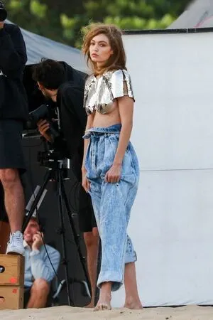 Gigi Hadid OnlyFans Leaked Free Thumbnail Picture - #2zBAkh96Sf