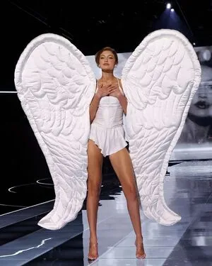 Gigi Hadid OnlyFans Leaked Free Thumbnail Picture - #DwcIOShoRB