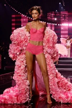 Gigi Hadid OnlyFans Leaked Free Thumbnail Picture - #IeckMnArQJ