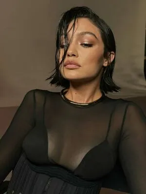 Gigi Hadid OnlyFans Leaked Free Thumbnail Picture - #Sy4YgvopMc