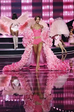 Gigi Hadid OnlyFans Leaked Free Thumbnail Picture - #Xs9WlESn8w