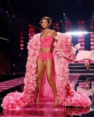 Gigi Hadid OnlyFans Leaked Free Thumbnail Picture - #ZgjNrR5mQK