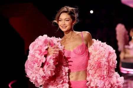 Gigi Hadid OnlyFans Leaked Free Thumbnail Picture - #fxDaMMgCJJ