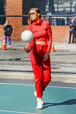 Gigi Hadid OnlyFans Leaked Free Thumbnail Picture - #hornZatVLf