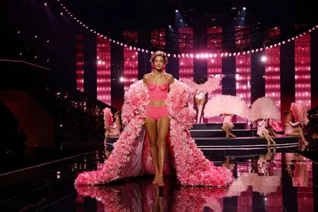 Gigi Hadid OnlyFans Leaked Free Thumbnail Picture - #nB1n05Z5Aa