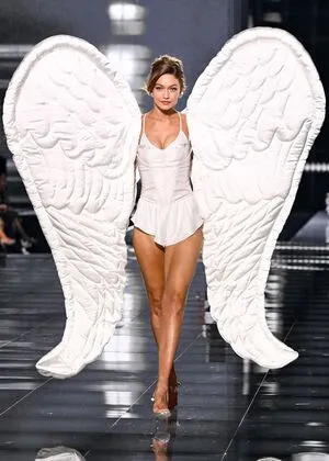 Gigi Hadid OnlyFans Leaked Free Thumbnail Picture - #nlpRSb1FhX