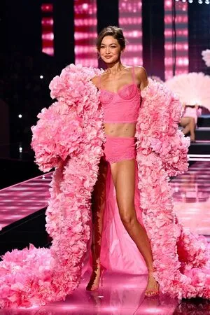 Gigi Hadid OnlyFans Leaked Free Thumbnail Picture - #o3dlGBfZXA