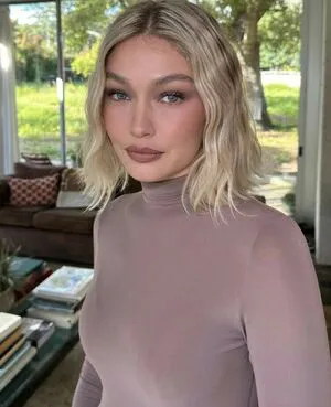 Gigi Hadid OnlyFans Leaked Free Thumbnail Picture - #s5NlOQSJYA