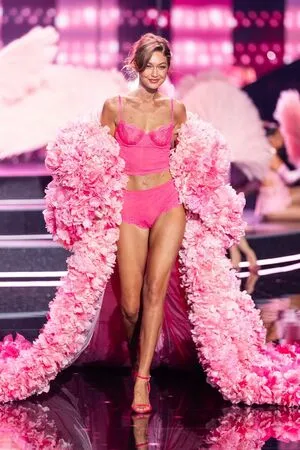 Gigi Hadid OnlyFans Leaked Free Thumbnail Picture - #srriIKO5IX