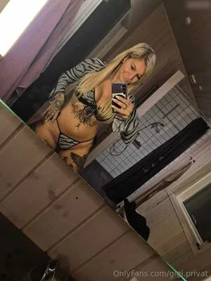 Gigi Privat OnlyFans Leaked Free Thumbnail Picture - #agrl4tcug0