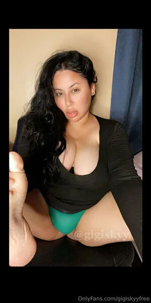 Gigiskyyfree OnlyFans Leaked Free Thumbnail Picture - #q9IEQC4uCR