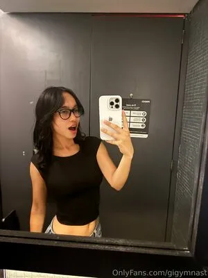 Gigymnast OnlyFans Leaked Free Thumbnail Picture - #mxTrsgmlag