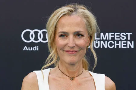 Gillian Anderson OnlyFans Leaked Free Thumbnail Picture - #5GV4fugkOd