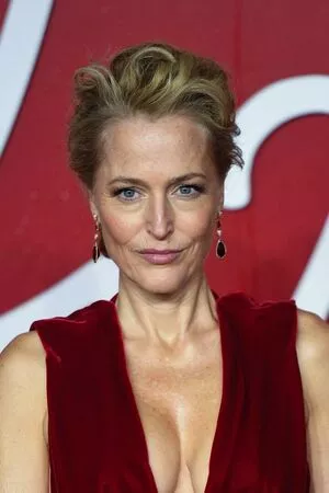 Gillian Anderson OnlyFans Leaked Free Thumbnail Picture - #7UYLMlkuR5