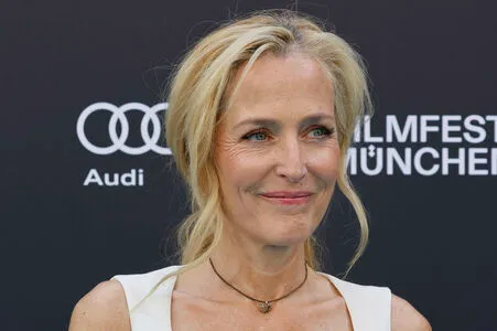 Gillian Anderson OnlyFans Leaked Free Thumbnail Picture - #Pu3KTIjT02