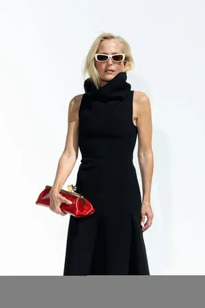 Gillian Anderson OnlyFans Leaked Free Thumbnail Picture - #rlqQFB3pWA