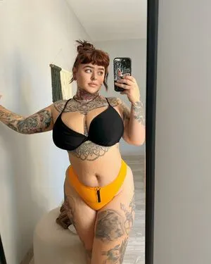 Gillianjuggs OnlyFans Leaked Free Thumbnail Picture - #gcloKYYcNy