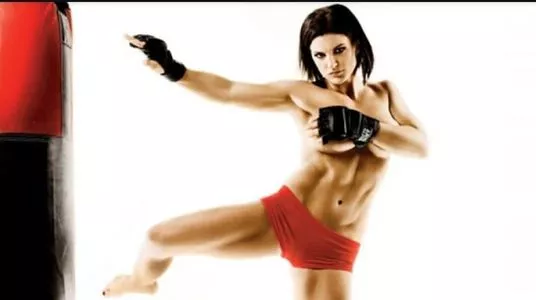 Gina Carano OnlyFans Leaked Free Thumbnail Picture - #BabOFY8m2f