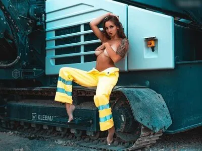 Gina Holly OnlyFans Leaked Free Thumbnail Picture - #B983TZLle5