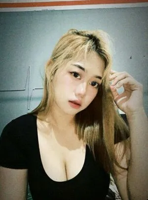 Ginaimutttt OnlyFans Leaked Free Thumbnail Picture - #4mPwXhcobJ