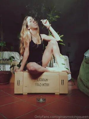 Ginasmokingqueen OnlyFans Leaked Free Thumbnail Picture - #PLMEepjj7d