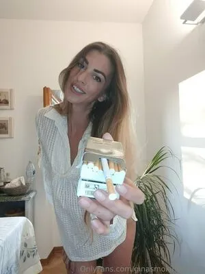 Ginasmokingqueen OnlyFans Leaked Free Thumbnail Picture - #PxDWbFLIgt
