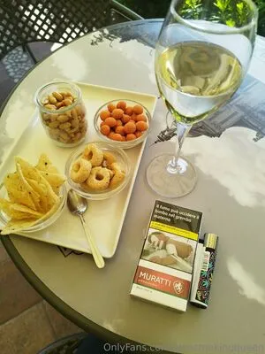 Ginasmokingqueen OnlyFans Leaked Free Thumbnail Picture - #TNL0MzsV9w