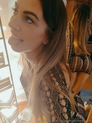 Ginasmokingqueen OnlyFans Leaked Free Thumbnail Picture - #vDWdP1F0lF