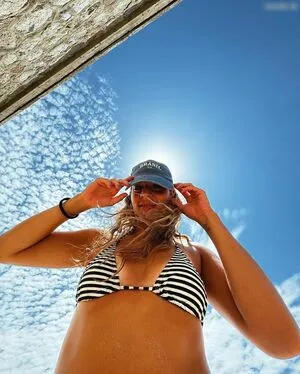 Giovana Queiroz Costa OnlyFans Leaked Free Thumbnail Picture - #BypX0RQLqw