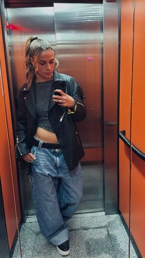 Giovana Queiroz Costa OnlyFans Leaked Free Thumbnail Picture - #p50BZXmOxz