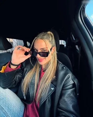 Giovana Queiroz Costa OnlyFans Leaked Free Thumbnail Picture - #px7zVvRBj4
