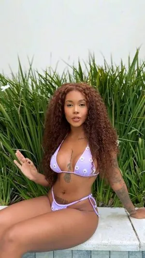 Giovanna Jacobina OnlyFans Leaked Free Thumbnail Picture - #omARbI3dfd