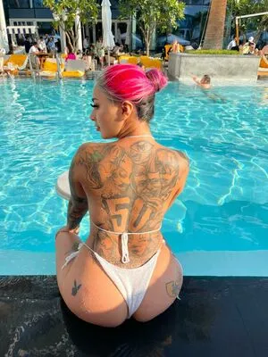 Giraflow OnlyFans Leaked Free Thumbnail Picture - #RWOYWu3Bbc