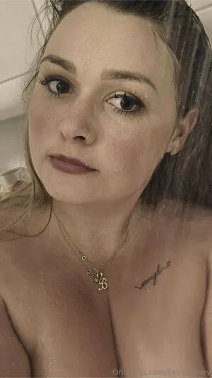 Girl In Red Aussie OnlyFans Leaked Free Thumbnail Picture - #i9d3BukVqK