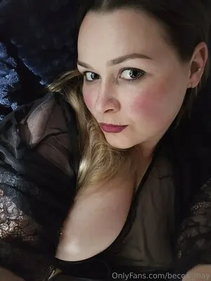 Girl In Red Aussie OnlyFans Leaked Free Thumbnail Picture - #kqxYtdYXiO