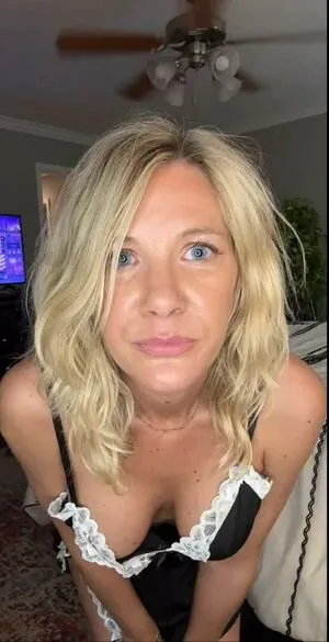 Girl Nxt Door2021 OnlyFans Leaked Free Thumbnail Picture - #6Fse8CdgMN