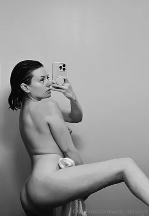 Girl On Cinema OnlyFans Leaked Free Thumbnail Picture - #Mfk60YANWu