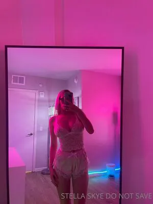Girlfriendstellaskye OnlyFans Leaked Free Thumbnail Picture - #Ucw3L6znxq