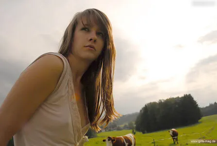 Girls Magazine OnlyFans Leaked Free Thumbnail Picture - #FnV0bjmzBA